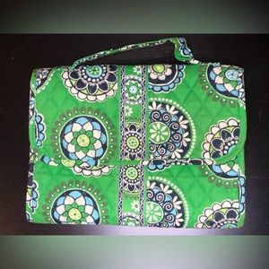 Vera Bradley Retired Tri-Fold Jewelry Travel Case in pattern Cupcake Green